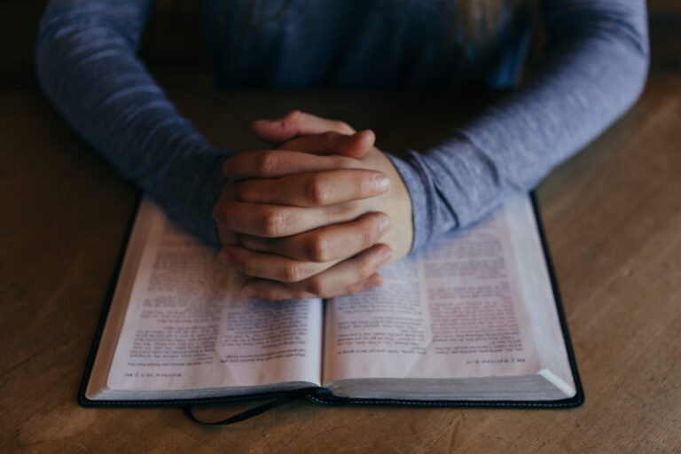 A Few Principles On How To Pray